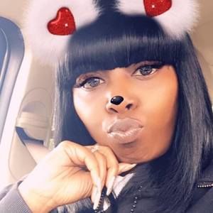 Meet your Posher, Tiffany